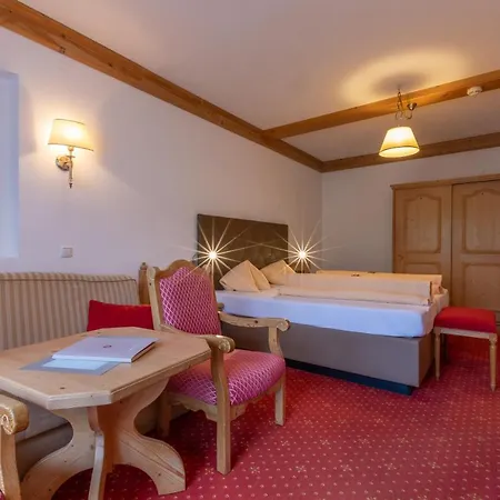 Dornauhof 4*