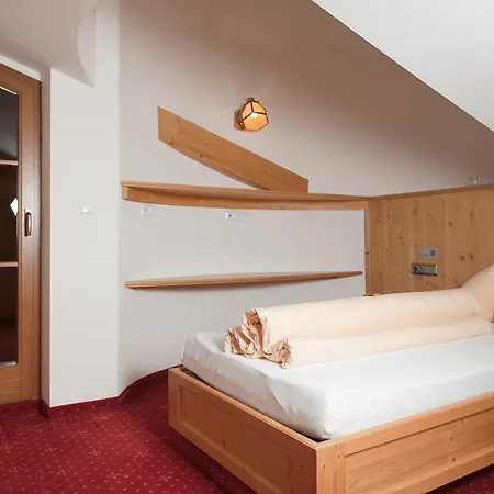 Dornauhof Hotel